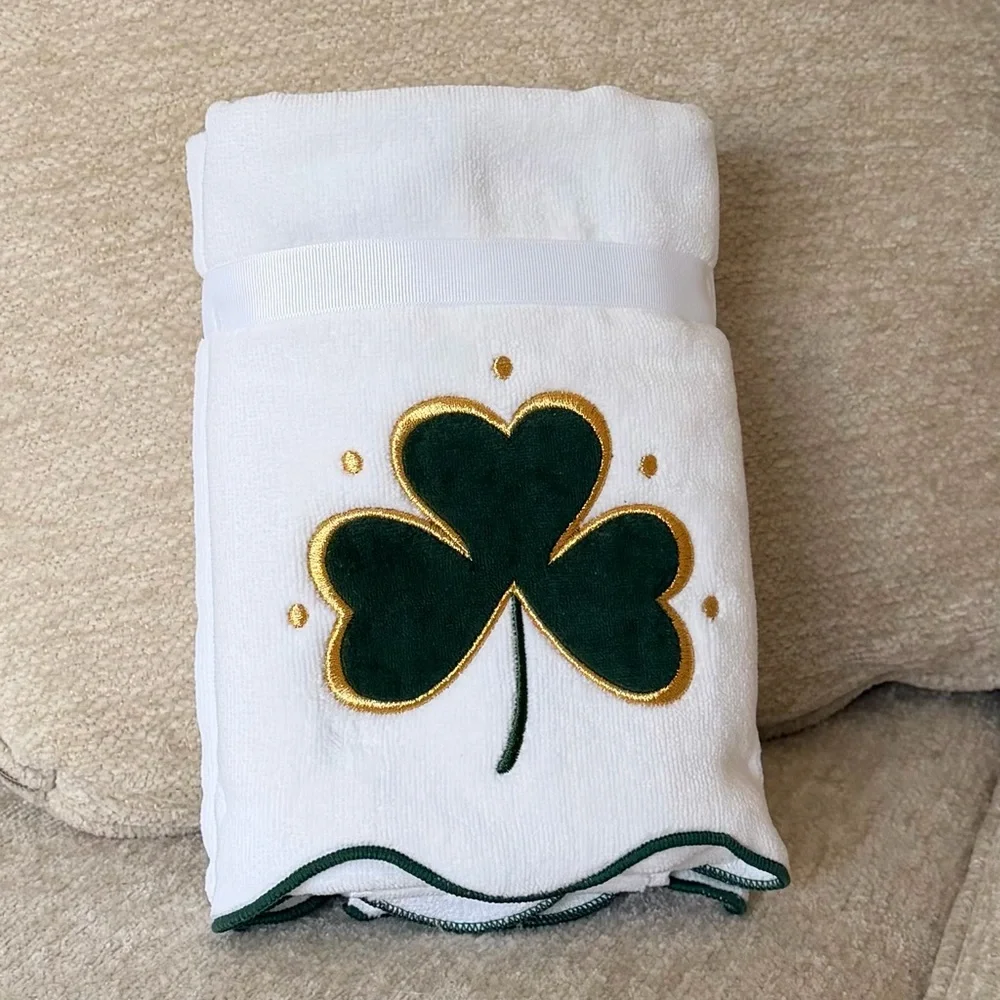 KASSADECOR White Hand Towel with Green and Gold Shamrock